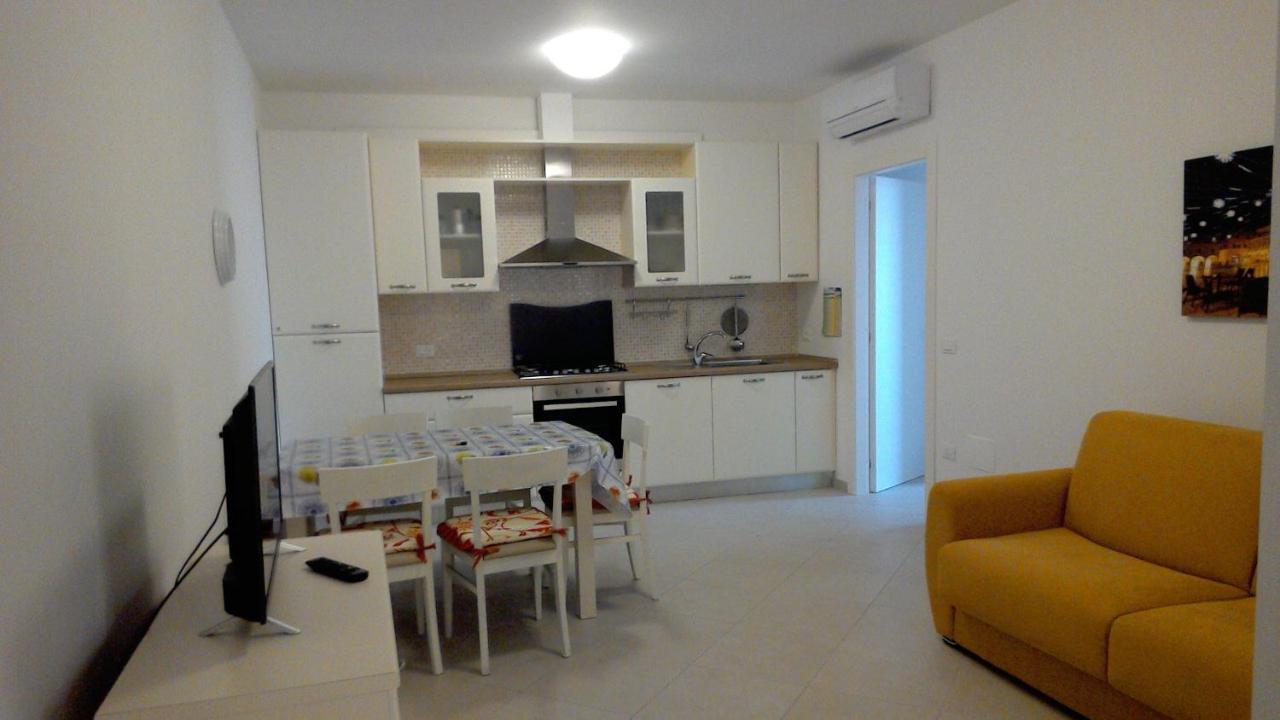 Verde Mare "Appartamenti Per Vacanze" Tortoreto Екстер'єр фото