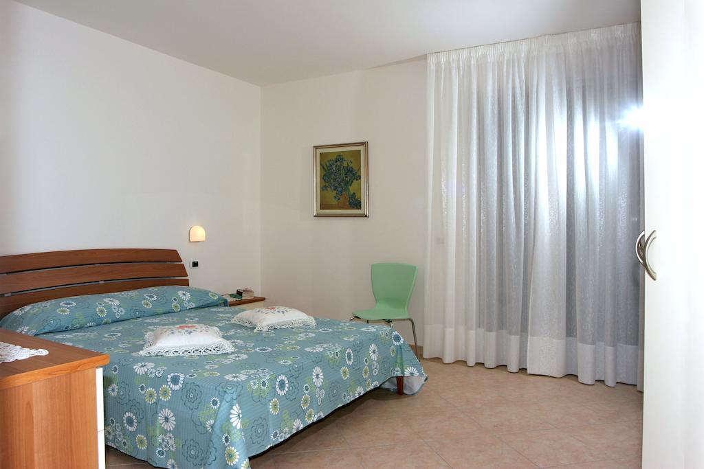 Verde Mare "Appartamenti Per Vacanze" Tortoreto Екстер'єр фото