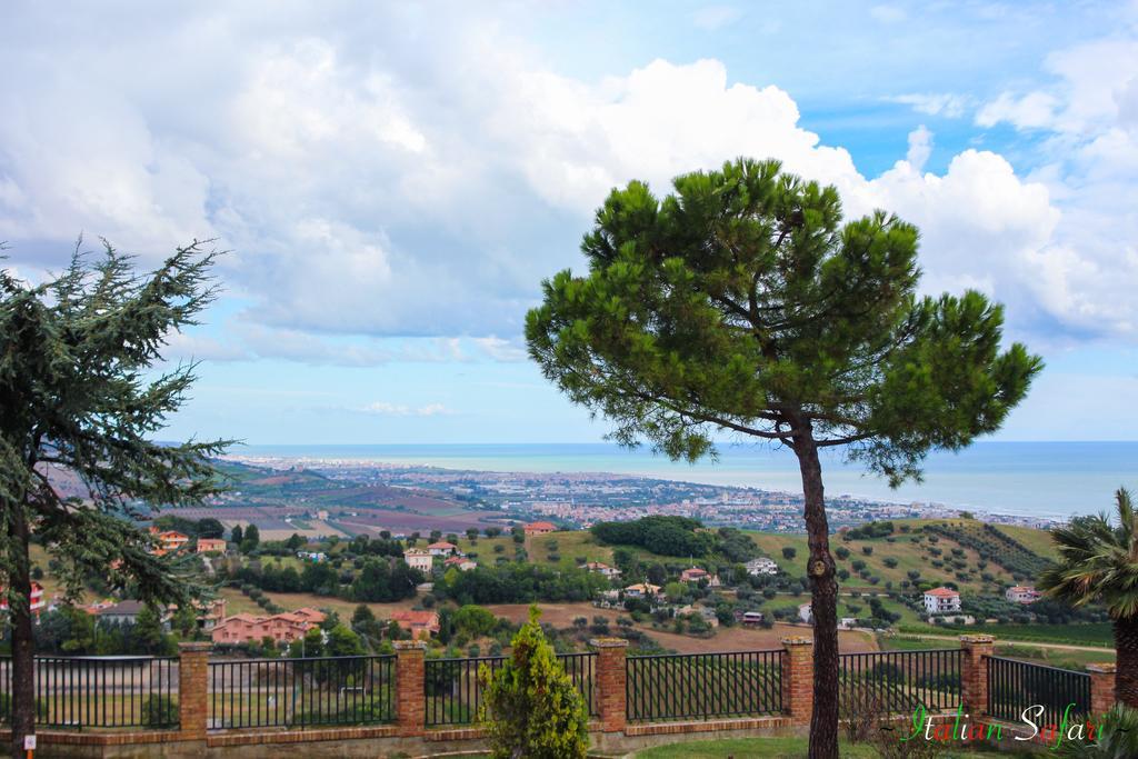 Verde Mare "Appartamenti Per Vacanze" Tortoreto Екстер'єр фото